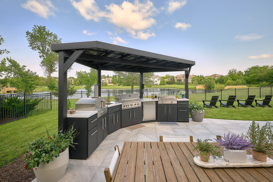Edgemont Cove | Curved Outdoor Kitchen with Built-In Grill, Griddle & Pizza Oven